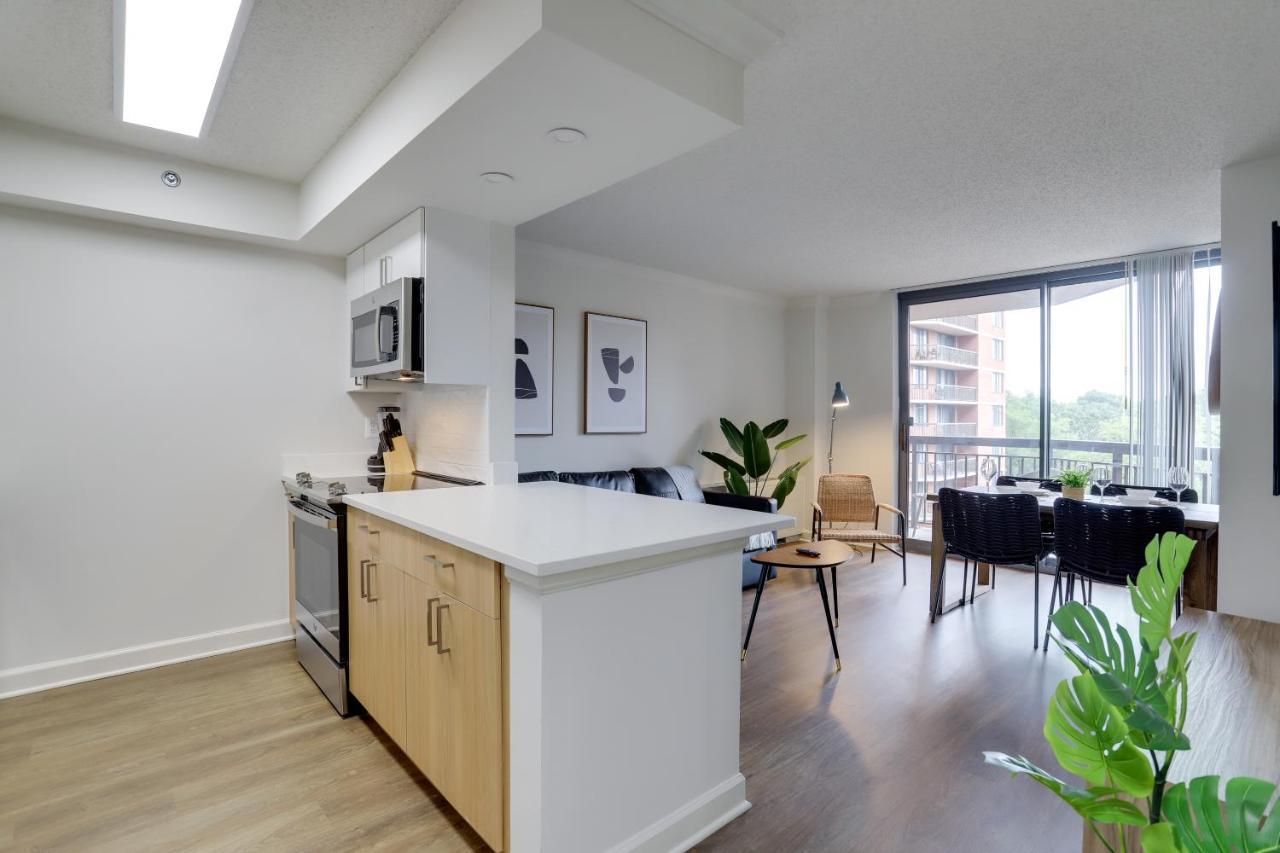 Modern & Charming Apt With Rooftop @Pentagon City アーリントン エクステリア 写真