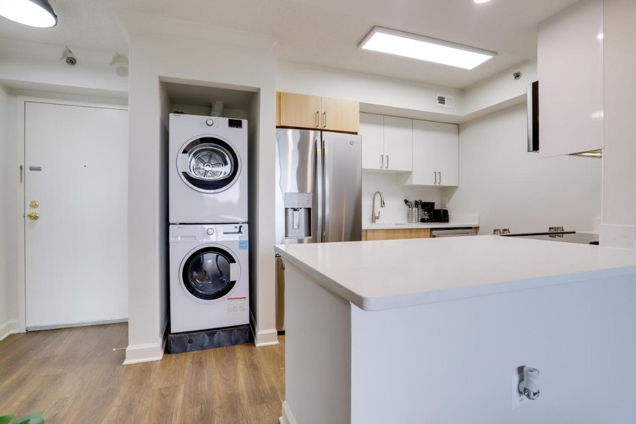 Modern & Charming Apt With Rooftop @Pentagon City アーリントン エクステリア 写真