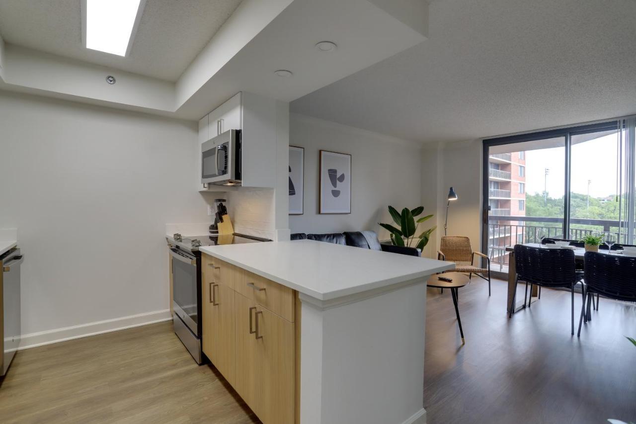 Modern & Charming Apt With Rooftop @Pentagon City アーリントン エクステリア 写真
