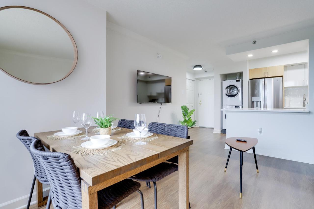 Modern & Charming Apt With Rooftop @Pentagon City アーリントン エクステリア 写真